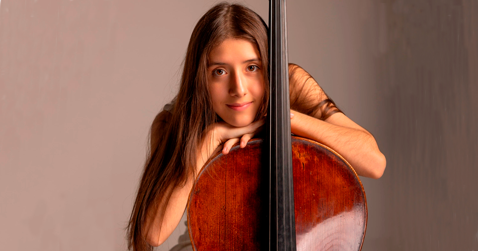 Entrada: El violonchelo es la voz que me permite revelar quién soy, qué siento y qué sueño: Anna Komusinski de Alba