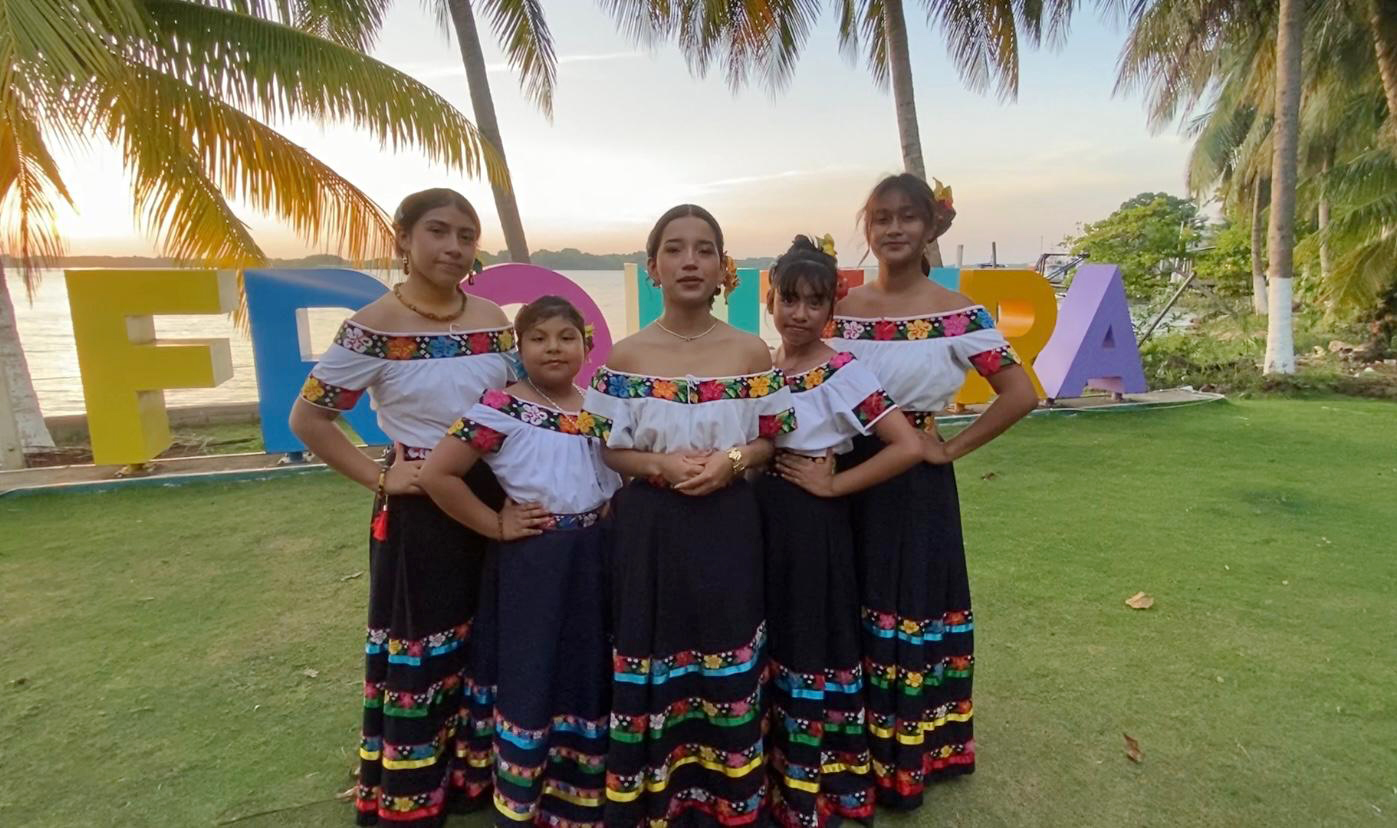 Entrada: Niñas de Centla, Tabasco buscan transmitir la fuerza, resiliencia y conocimientos de la mujer tabasqueña a través del sonido de la marimba