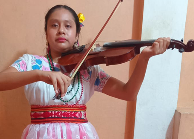 Entrada: Niñas de Zozocolco llevan un pedacito de su comunidad a Bellas Artes en el marco del Año de la Mujer Indígena