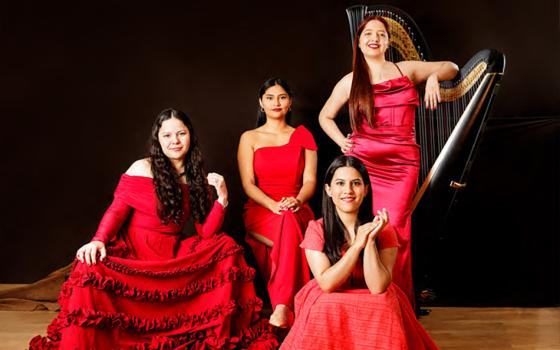 Entrada:Ser musas no es solo inspirar: es crear, acompañar y sostenerse para enraizar comunidad 