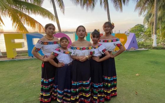 Entrada:Niñas de Centla, Tabasco buscan transmitir la fuerza, resiliencia y conocimientos de la mujer tabasqueña a través del sonido de la marimba 