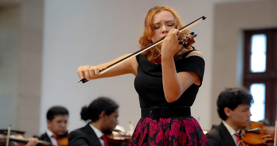 Prensa:EN LOS ENCUENTROS CON LA JUVENTUD DE LA OCBA PARTICIPARÁN COMO SOLISTAS TRES MÚSICAS DE LA ORQUESTA ESCUELA CARLOS CHÁVEZ
