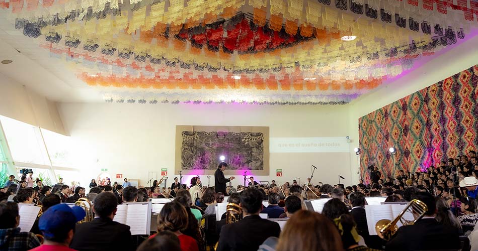Prensa:LA ORQUESTA ESCUELA CARLOS CHÁVEZ INTERPRETARÁ OBRAS DE CLARA WIECK Y SU ESPOSO, ROBERT SCHUMANN