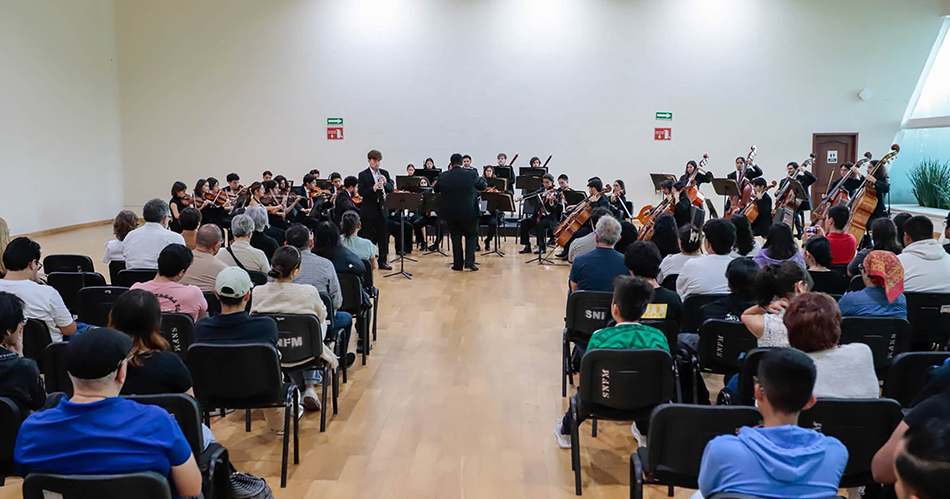 Prensa:LA CHÁVEZ ESTRENARÁ CINCO OBRAS DEL OCTAVO TALLER DE COMPOSICIÓN PARA ORQUESTA SINFÓNICA ORGANIZADO POR EL NÚCLEO INTEGRAL DE COMPOSICIÓN